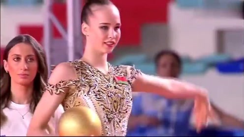 艺术体操比赛，白俄罗斯妹子的技术超群，让你
