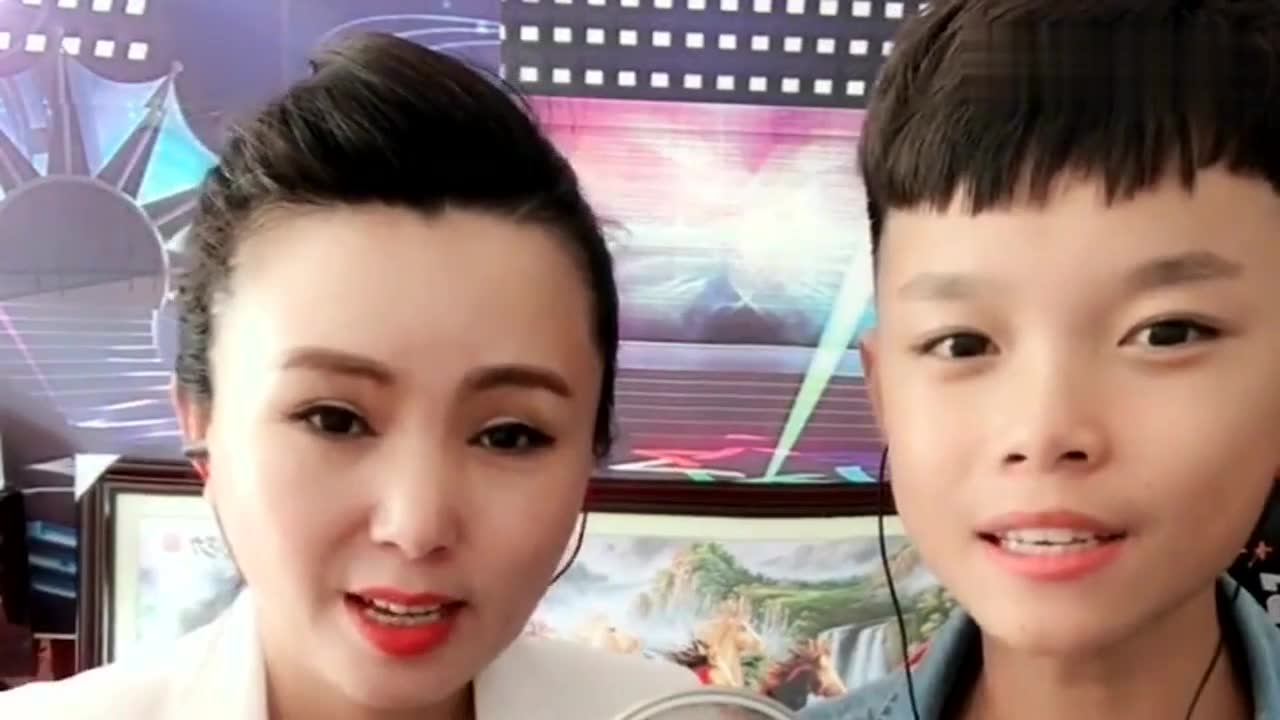 郭旺媳妇和儿子共同演唱二人转真不愧是二人转之家