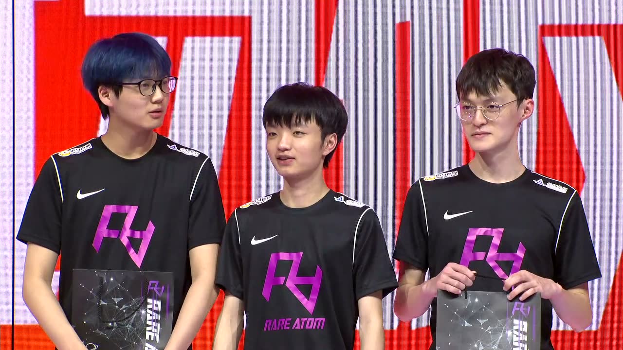 【赛后采访+互动环节】Leyan：fofo跟我比差亿点点