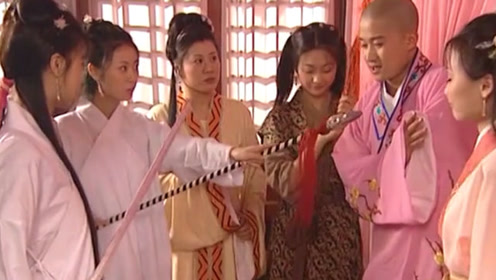 速看少林武王》第6集:红莲白荷救下昙志二人,三脚被红船姐妹丢下