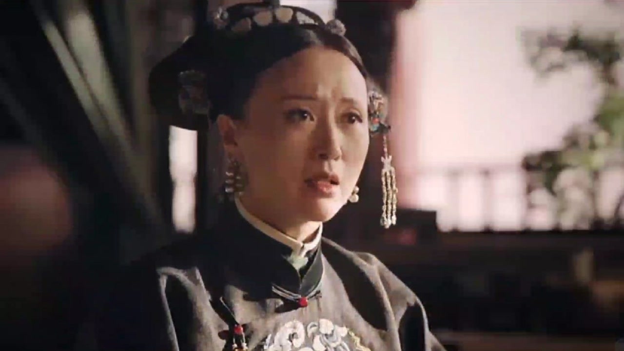 延禧:集裕太妃给璎珞下跪求魏璎珞原谅弘昼