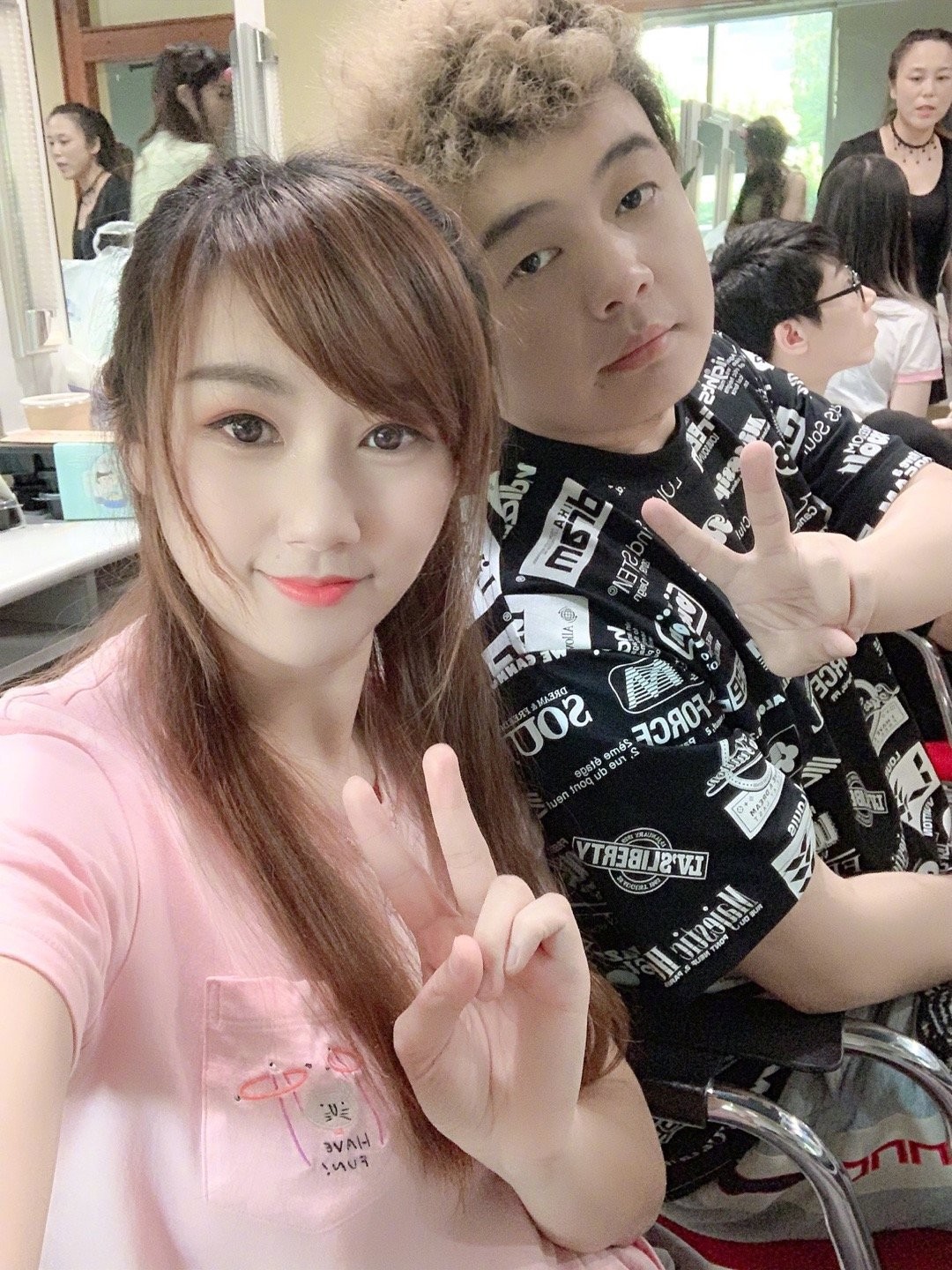 张翔玲内衣_内衣美女