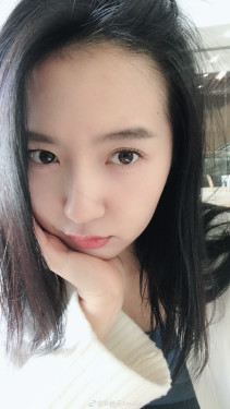 许龄月内衣_许龄月内衣照