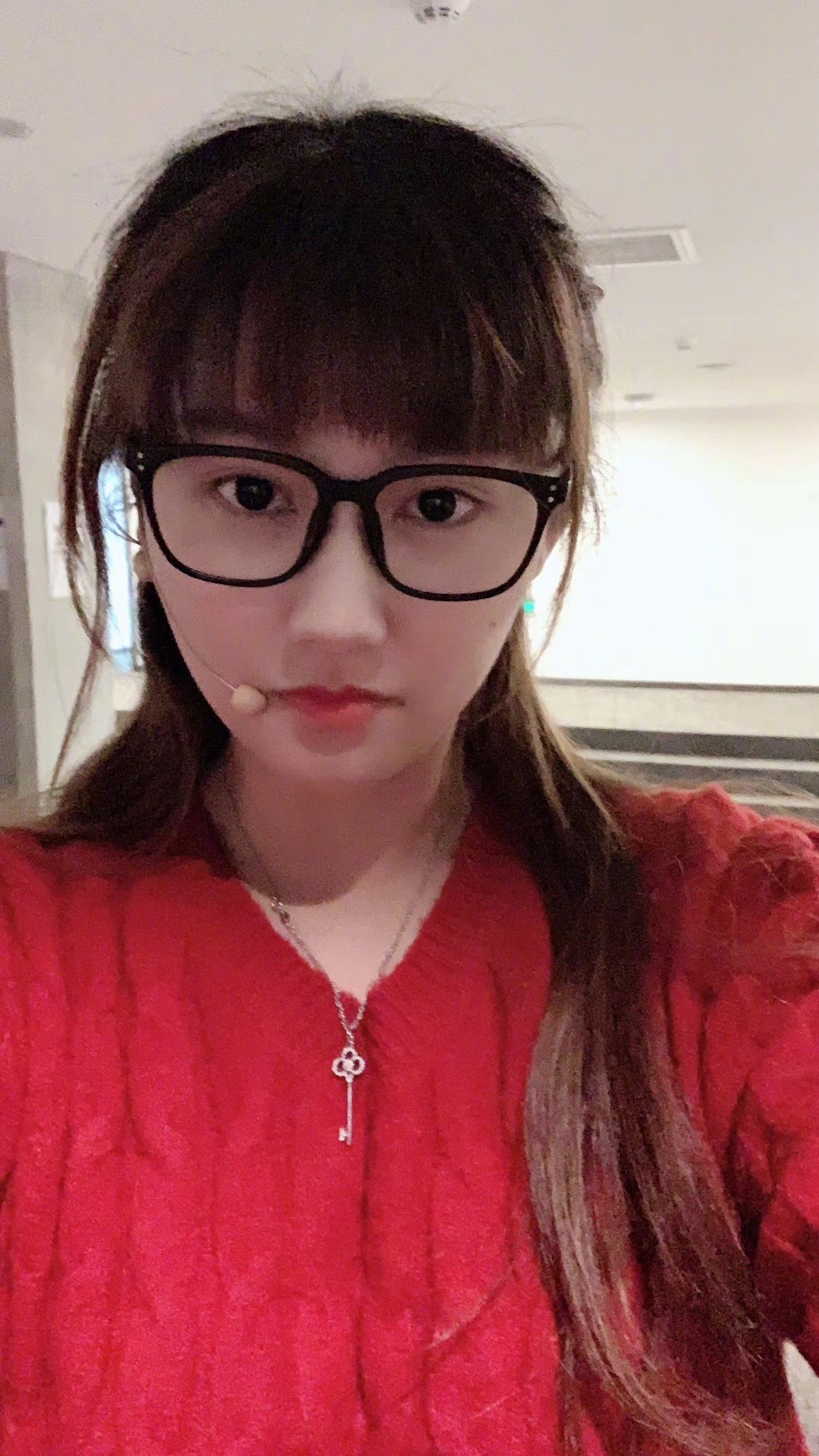 张翔玲内衣_内衣美女