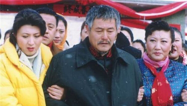 吊打奇葩弟媳：家庭矛盾初现