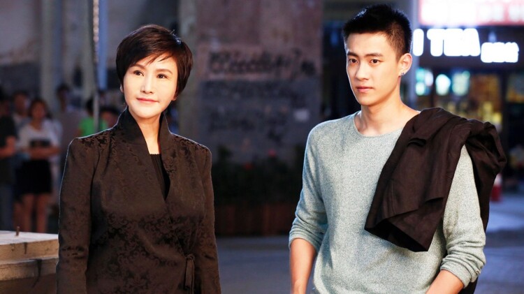 如何挑选求婚钻戒