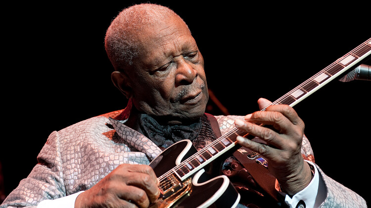 愿以轻舟度余生