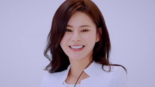 可爱女嘉宾两次流泪 肌肉与力量终胜出