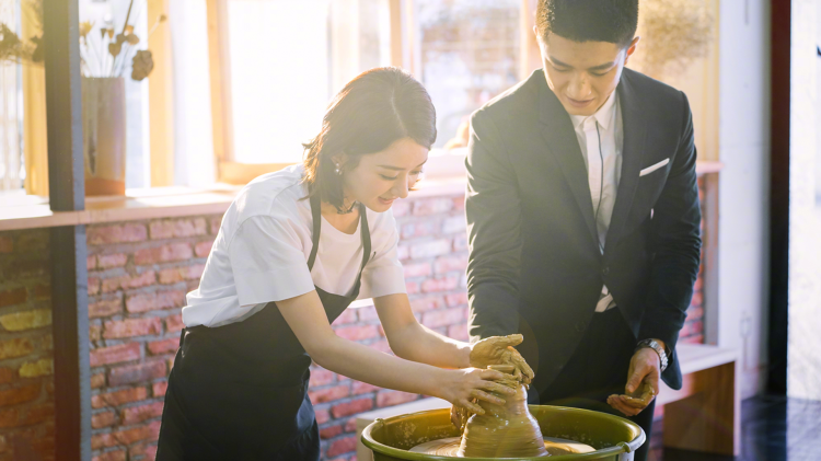 哎呀高冷霸总竟是我的童养夫