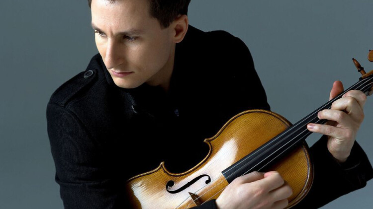 直播算命后我成了团宠