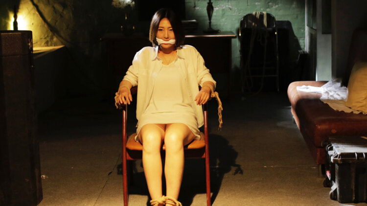 本宫不扶贫了——百姓的质疑与反击