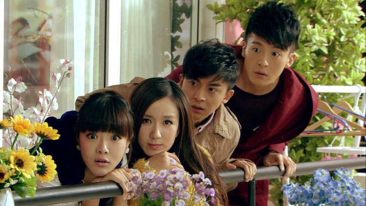 厌女男神赖上我