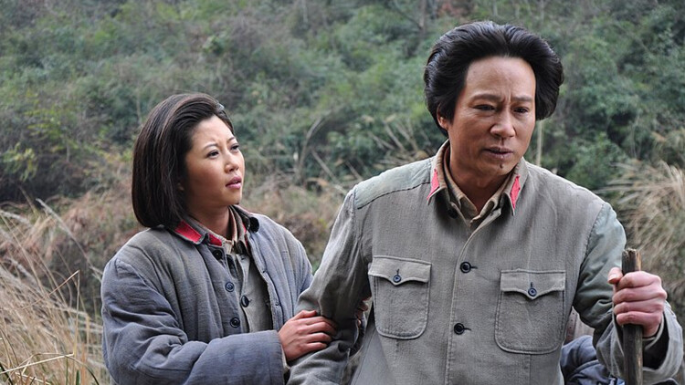 犹抱琵琶半遮面