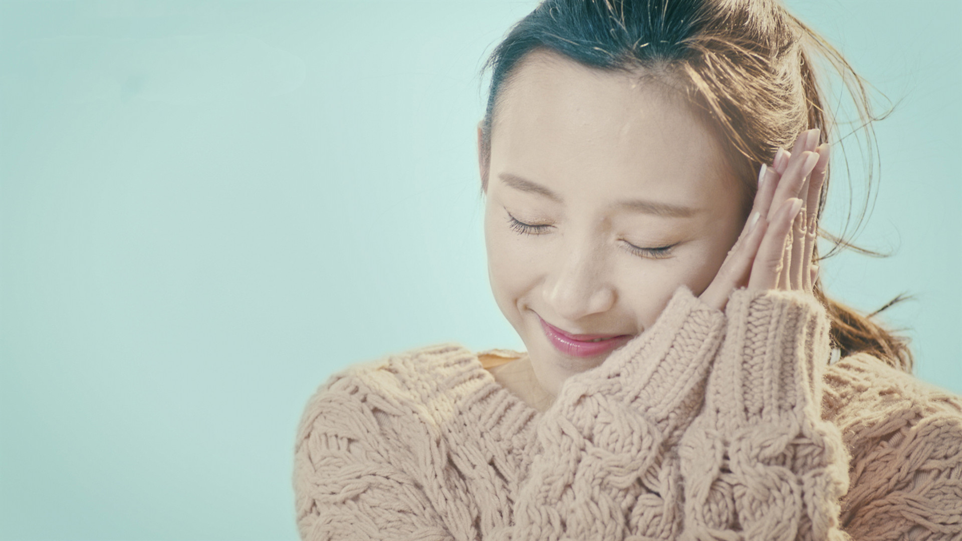 镜头前的女人