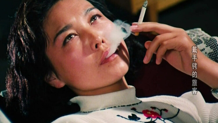 总裁和千金隐藏身份闪婚了