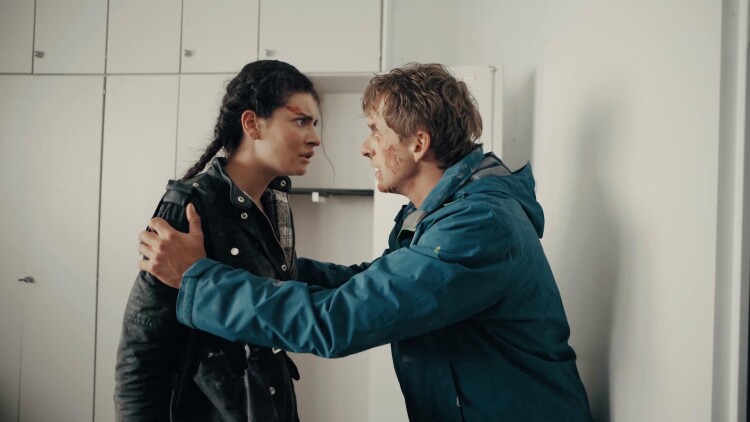 命运呼叫转移短剧版的挣扎与抉择