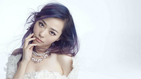 录音间最美女声