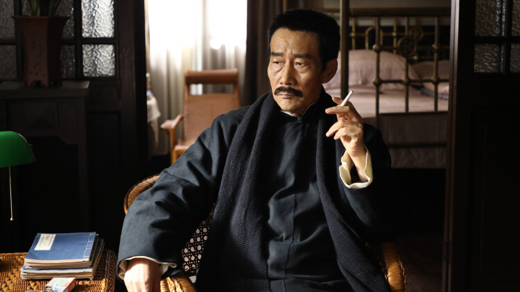 隐秘继承人的情感纠葛