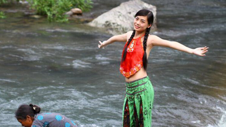 丑女大翻身之换脸游戏·情感波折