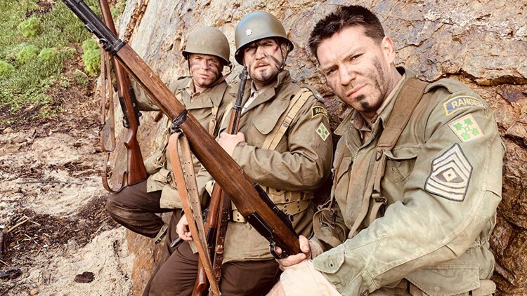 《放下校花后被超可爱小女友倒追》追逐