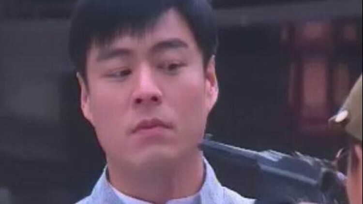 隔重门户隔重山