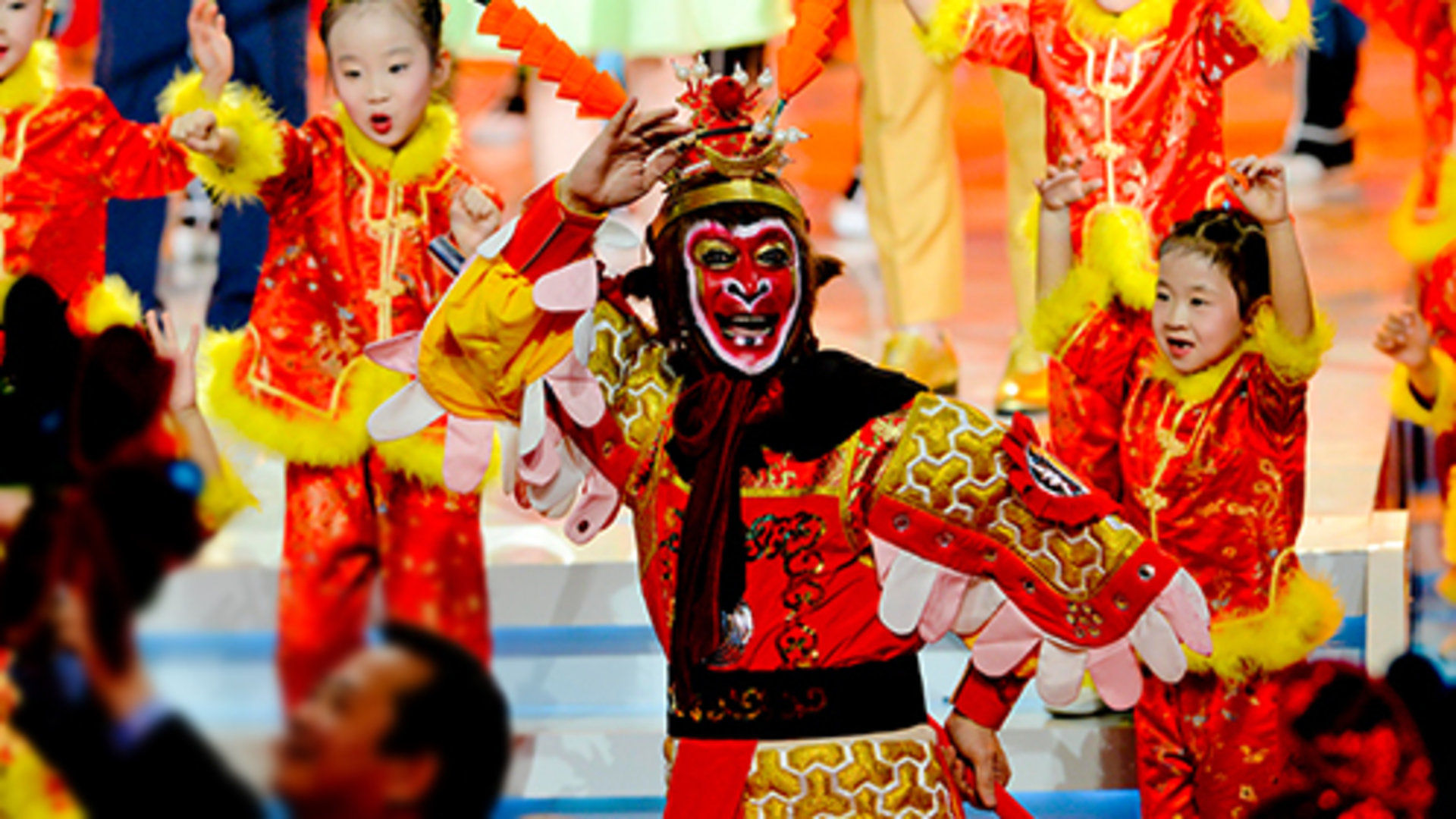 2016北京春节晚会：六小龄童张卫健“猴王云集”
