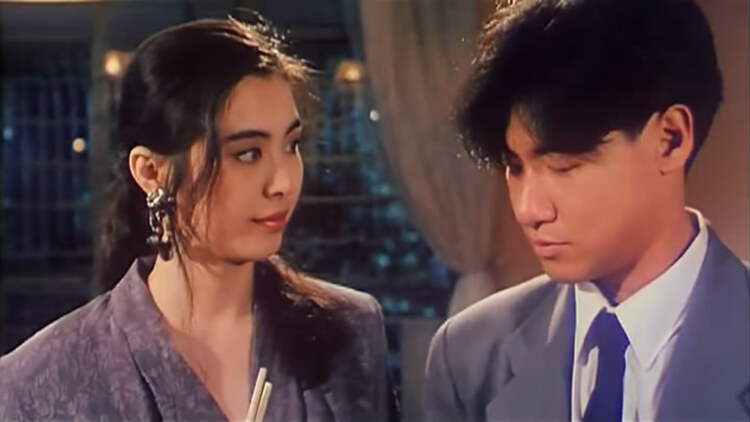 晚风热恋他的吻：甜蜜升温与依赖