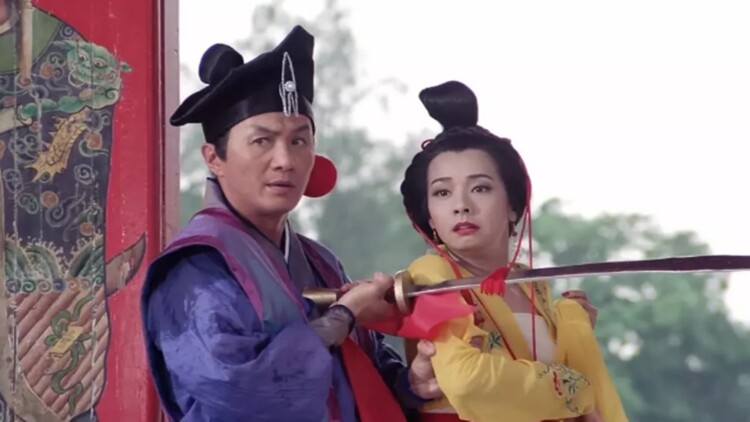 妈妈是杀手——隐秘的双重生活