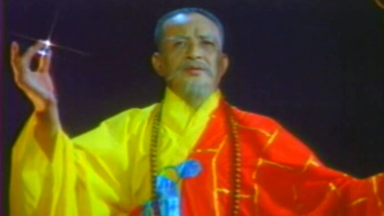 新我在三界直播带货——危机与机遇并存