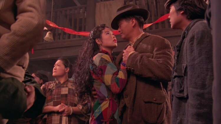 海底月是天上月