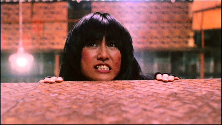 竞争对手的影响：市场压力和创新速度