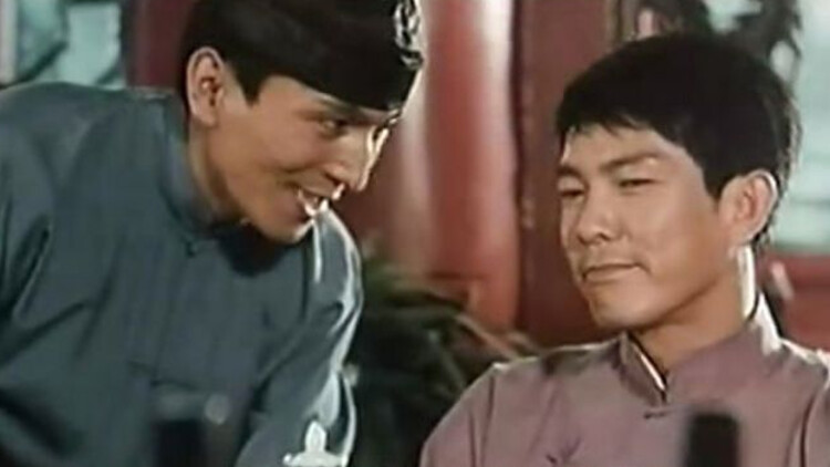 我亲手给自己举办了葬礼