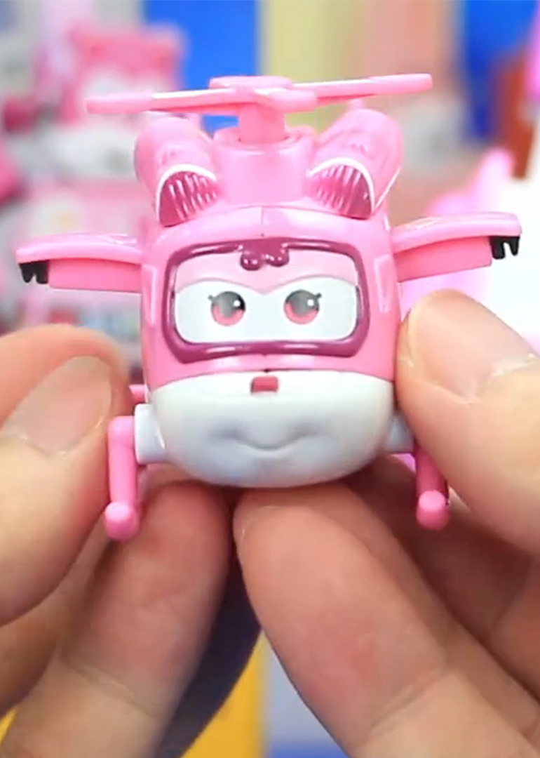 玩具大联萌和超级飞侠}