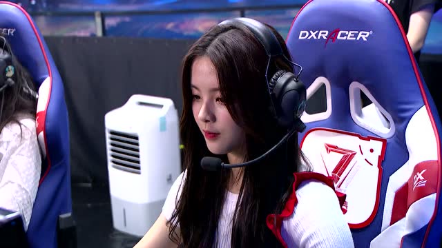 [明星表演赛]联盟队 vs 热爱队免费观看