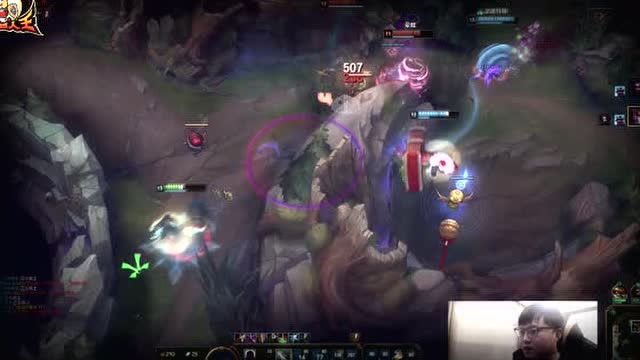 路人王 Uzi再现神级薇恩 被逼入死角反杀3人免费观看