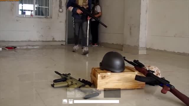 《全军日记真人剧》我有平底锅我无所畏惧！免费观看