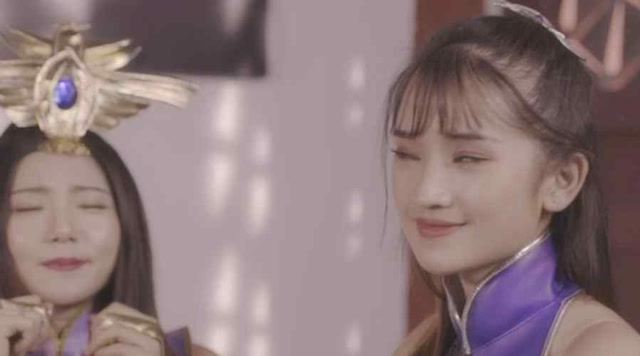 《塑料姐妹花》这个故事告诉我们，嘲讽太多是没有好下场的免费观看