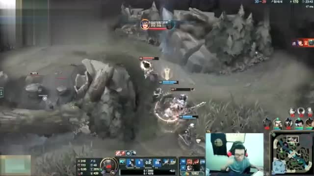 LOL：大司马 - 试玩新英雄派克，头顶宝剑心不抖，你这个人多捞哦免费观看