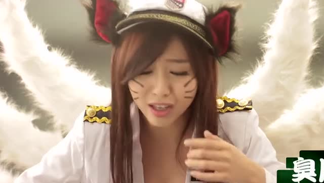 Coser还原LOL五种玩家 真是太形象了！免费观看