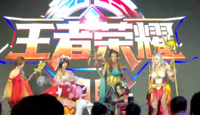 《王者荣耀》最权威的cosplay免费观看