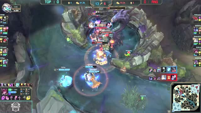 [巅峰时刻]RNG小虎加里奥绝命五杀 逆风赢团保下龙种免费观看