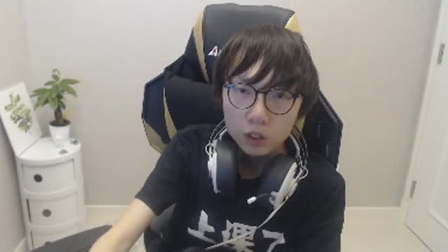 MLXG：RNG能打到第五把已经运气很好了，不过这些比赛并不重要！免费观看