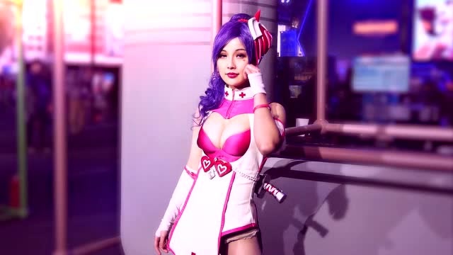 王者荣耀阿轲，今天的定位不是刺客，是俘获你内心的小姐姐免费观看