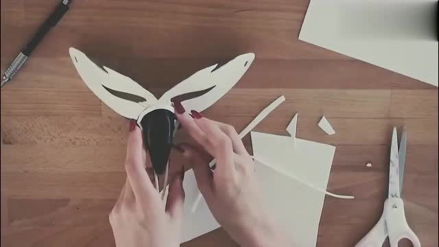 守望先锋黑百合角色人体彩绘，连道具都是手工做的，太强了免费观看