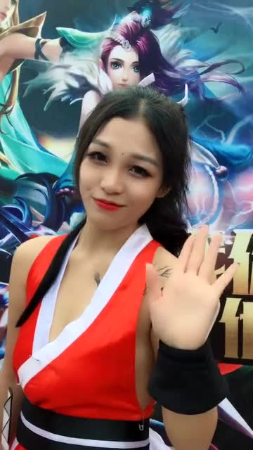 王者荣耀：流口水的李白cosplay免费观看