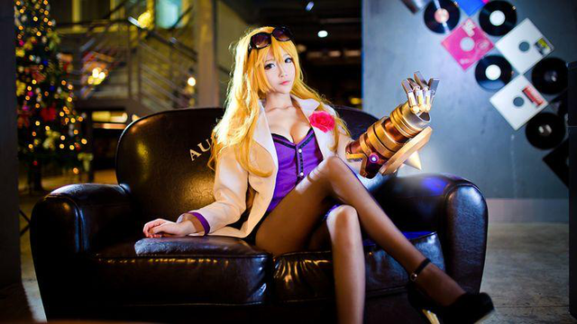 LOL会展福利 这么多妹子Cosplay你想带走哪？免费观看