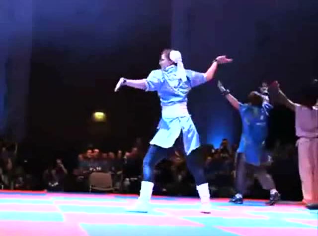 据说她是世界上最形神兼备的春丽模仿者免费观看