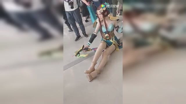 王者荣耀：虞姬看上去很辛苦免费观看