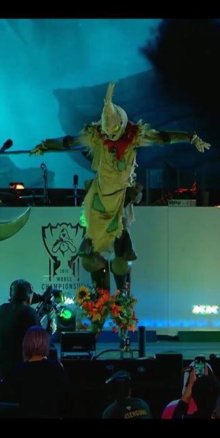 朝着末日前进，听候您的吩咐，主人免费观看