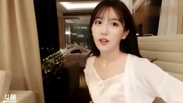 呆妹被粉丝带节奏让她关美颜免费观看